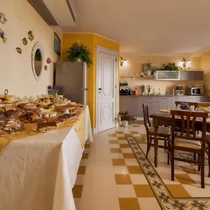 Casa Manzella Bed and breakfast